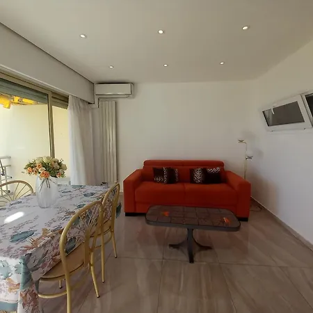 Le Trident B Apartmán *