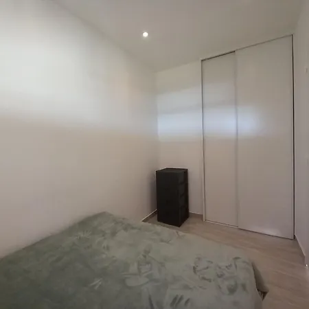 Le Trident B * カンヌ